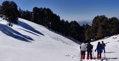 nag tibba snow trek